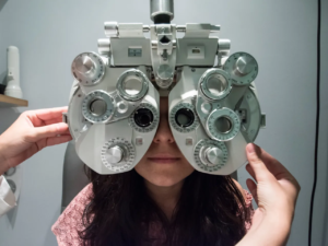 Почему важно выбрать профессиональный офтальмологический центр