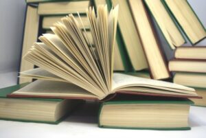 Печать книг на заказ: важность сотрудничества со специалистами