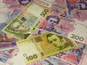 Чому завжди слід знати актуальний курс валют в Києві