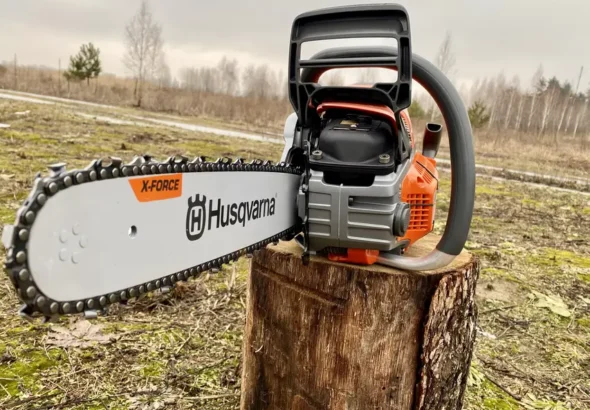 Яка техніка Хускварна потрібна для саду весною