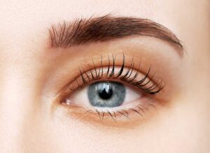 Ламінування вій природна виразність без нарощування та щоденного макіяжу